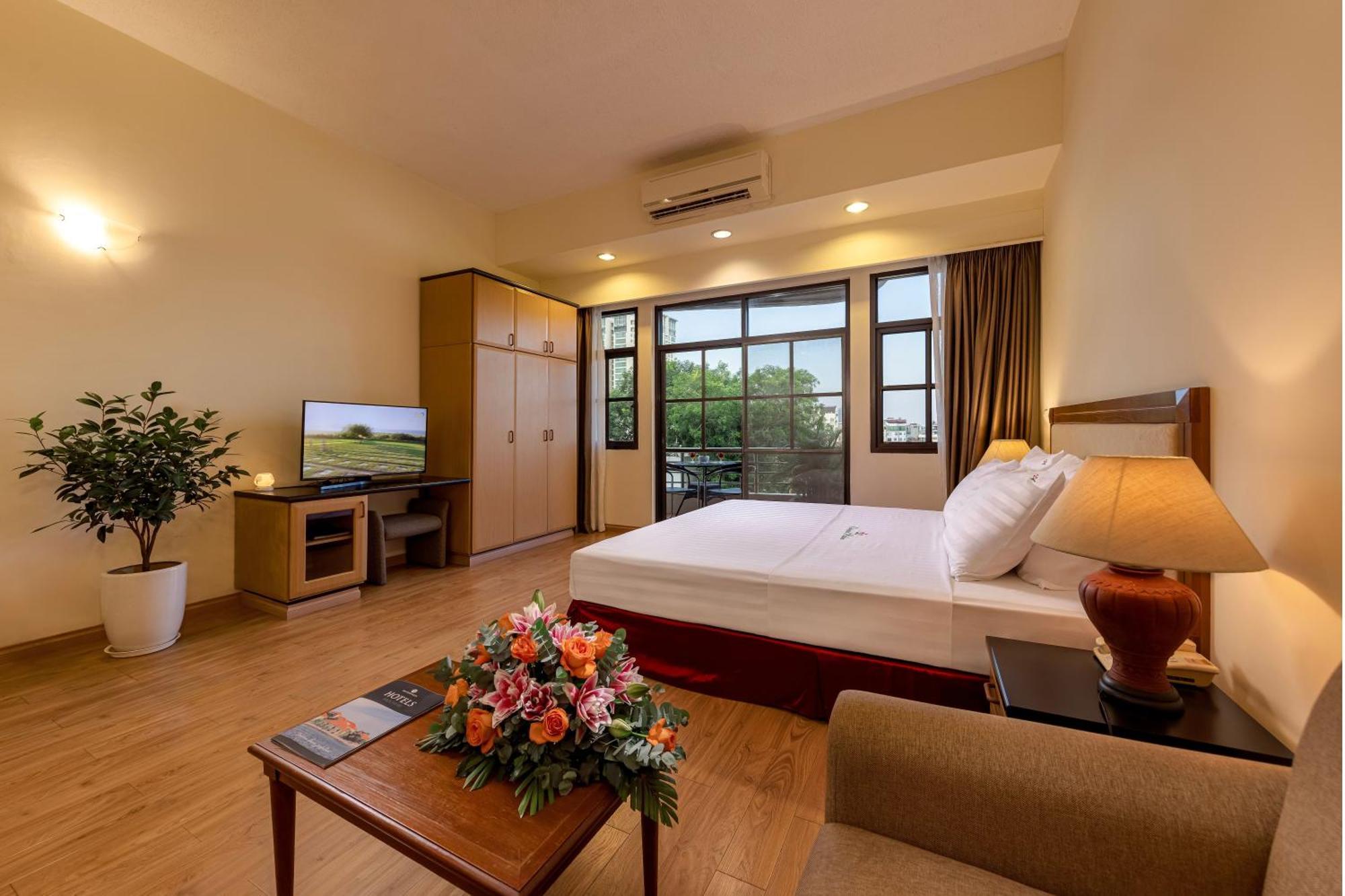 Hotel Oriental Palace Hanoi